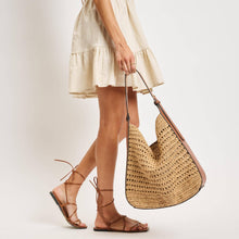 Load image into Gallery viewer, Savannah Hobo: Tan Natural