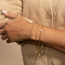 Load image into Gallery viewer, Link Chain With Pearl Pulley Bracelet: Small Links

