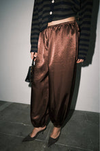 Load image into Gallery viewer, Lucille Balloon Pants
