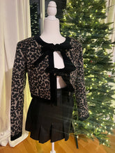 Load image into Gallery viewer, Sable Jacket
