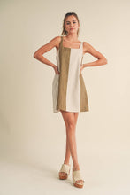 Load image into Gallery viewer, Block Linen Dress
