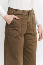 Load image into Gallery viewer, Beth High Rise Pant
